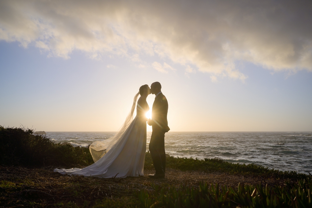 couple eloping on the beach - how to elope