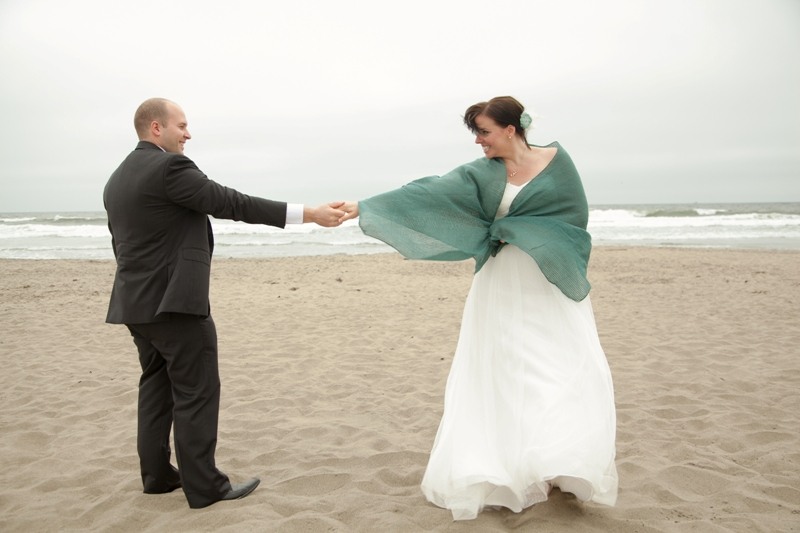 san-francisco-beach-wedding-dance