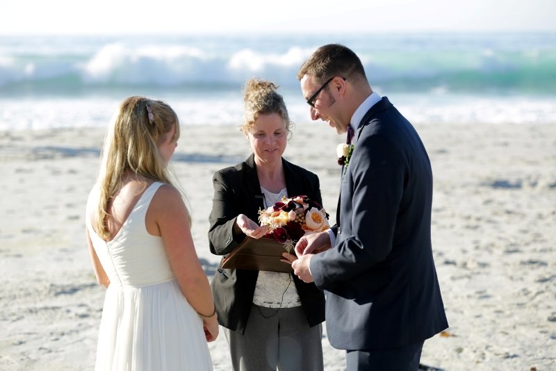 california-beach-elopement-vows