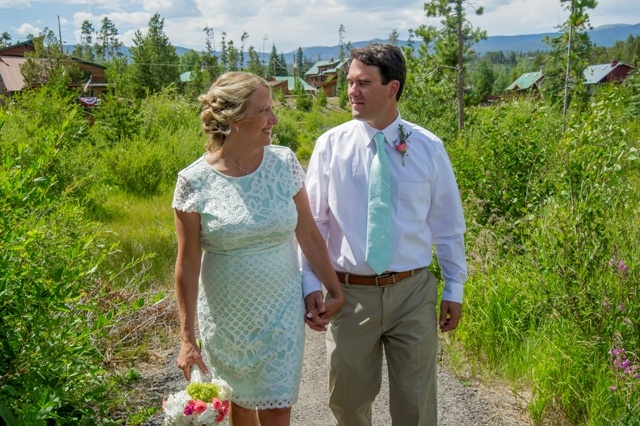 post-ceremony-stroll