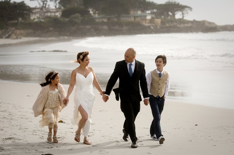 rock-climbing-newlyweds