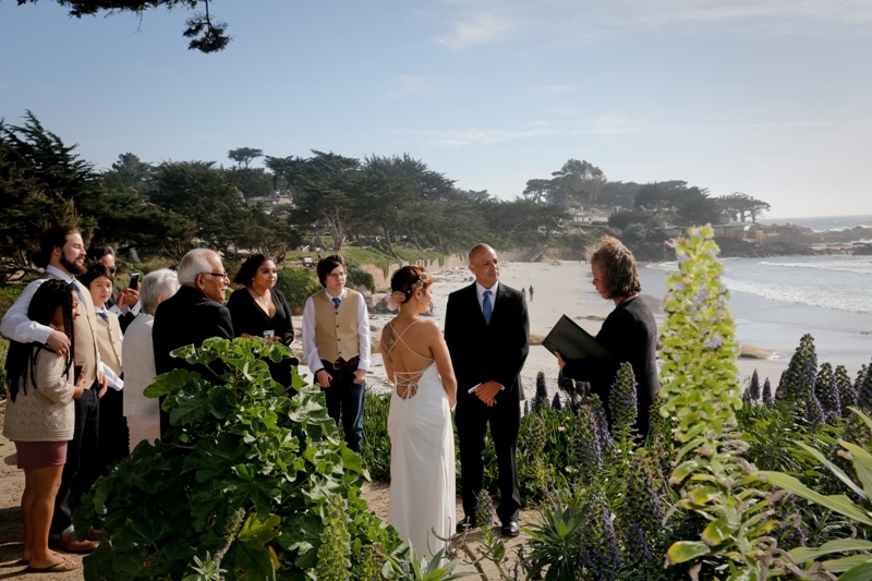 california-beach-elopement-ceremony