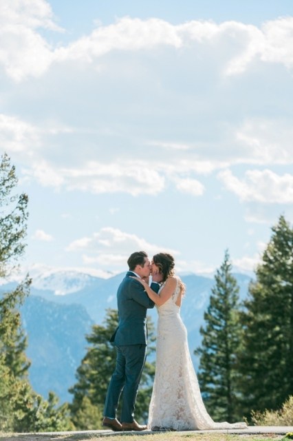 wedding ceremony on the shores of Lake Dillon