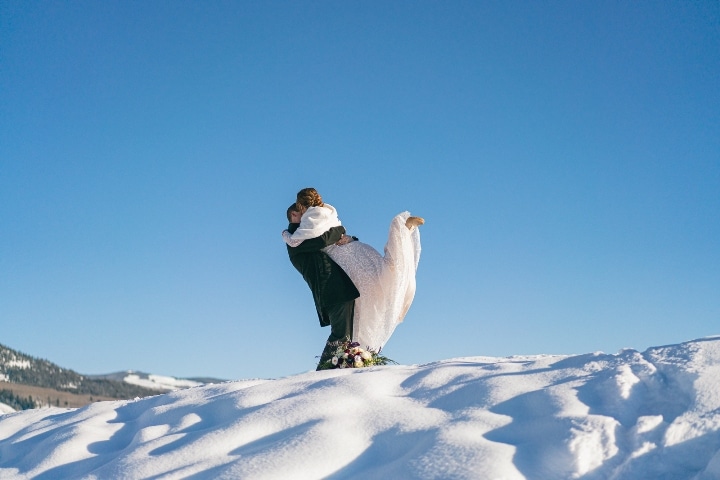 winter elopement in Crested Butte