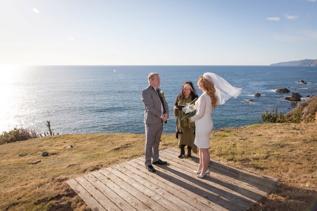 wedding ceremony at wind and sea estate