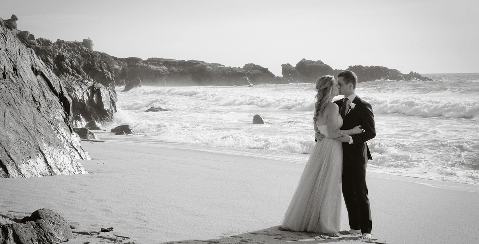 Elope On The Beach In California California Beach Weddings