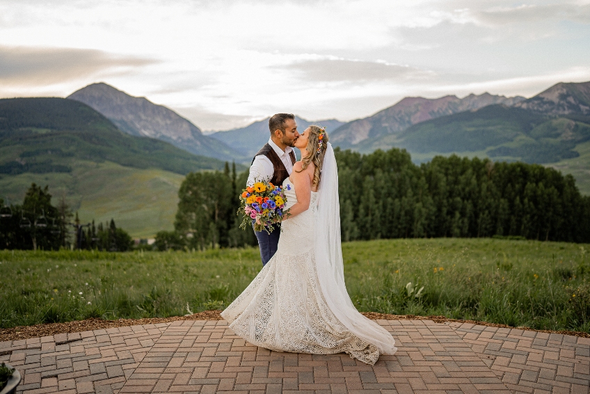 mountaintop elopement in Colorado - Crested Butte