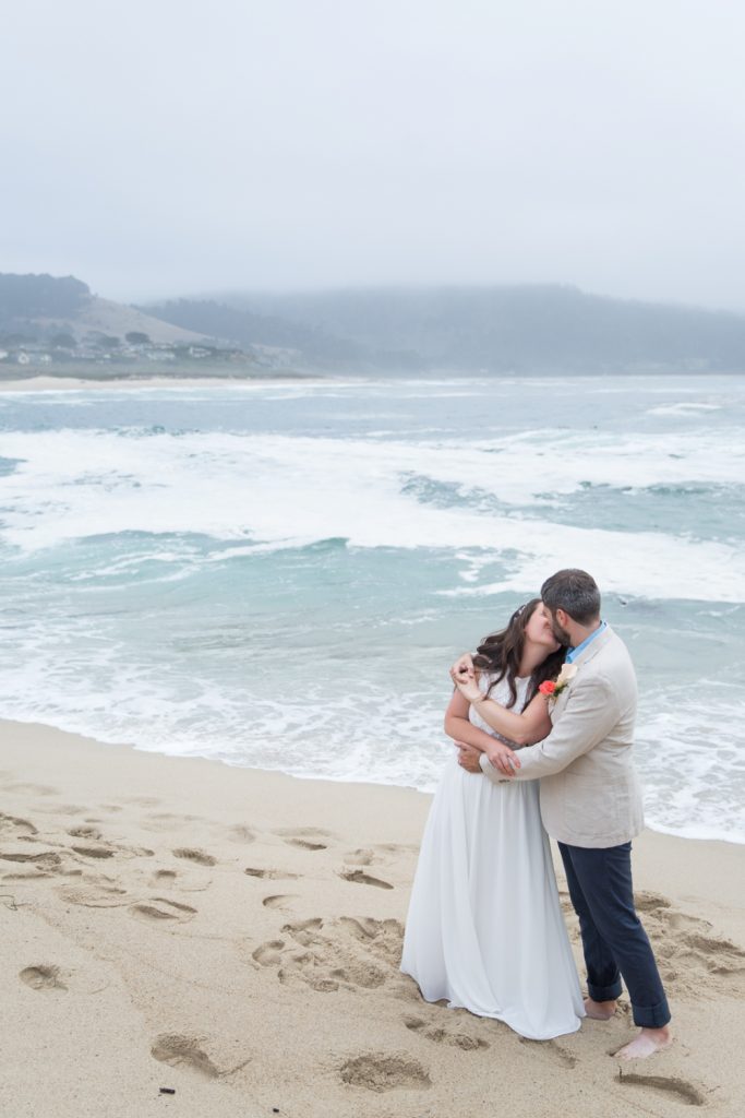 beach wedding on the Washington coast