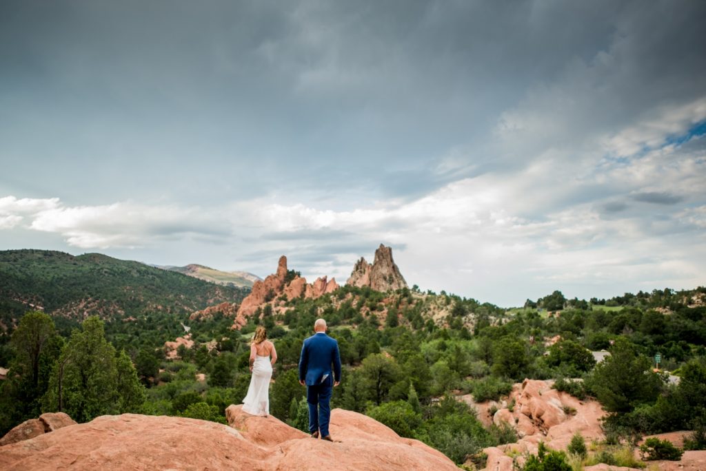 married on the rocks at Garden of the Gods