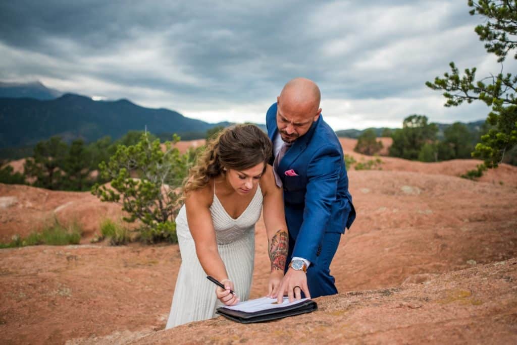 Meredith signing the license