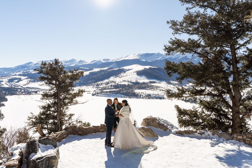 winter elopement at Sapphire Point Overlook