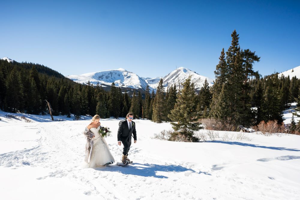 winter wedding on snowshoes in Colorado