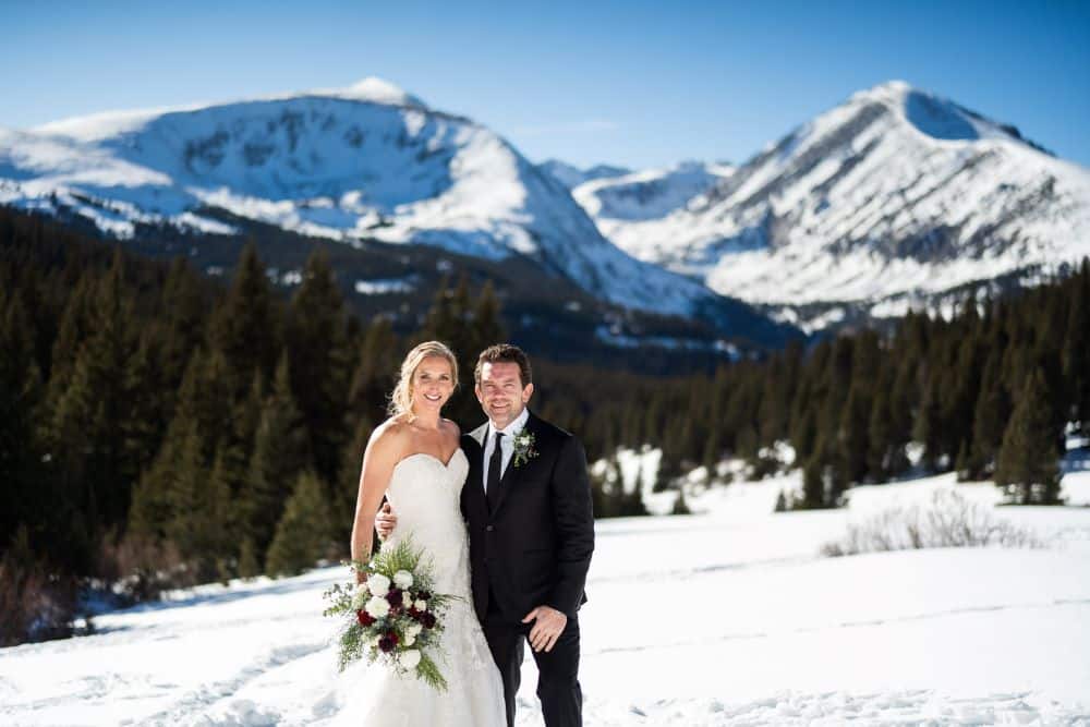 couple eloping in Colorado in winter